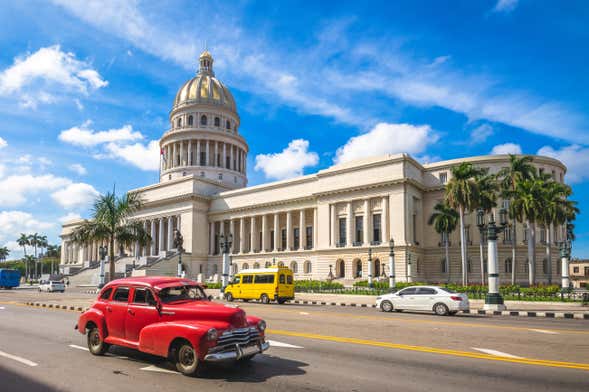 Discover 1 Havana free tour